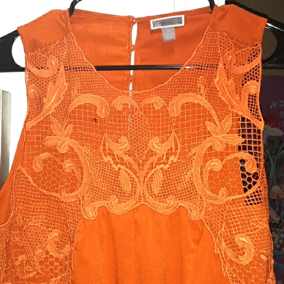 Chelsea28 womens M lace applique top in rusted pumpkin color.🍂🌼😀😍 - Picture 2 of 8
